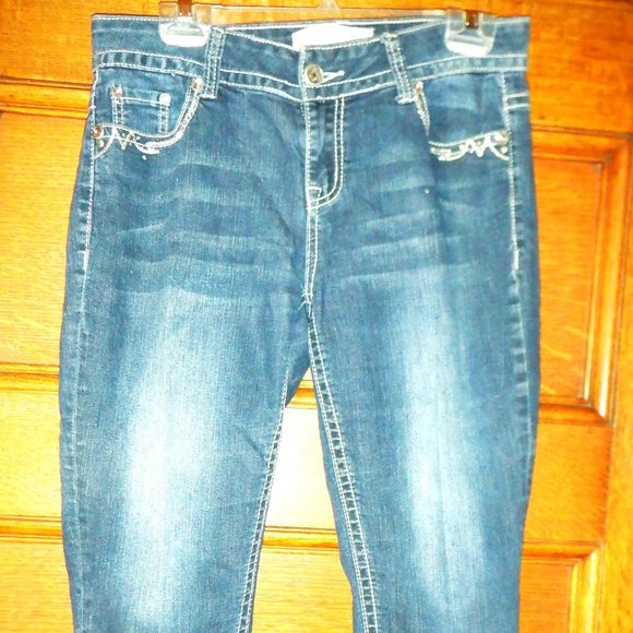 *** APOLLO Jeans Missy *** CAPRI'S with BEAD/ SEQUINS - 6 - Picture 2 of 4